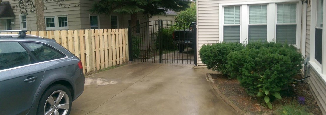 Wood Fence with Gate